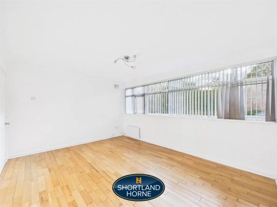 Balmoral Close, Wyken, Coventry - Photo 1