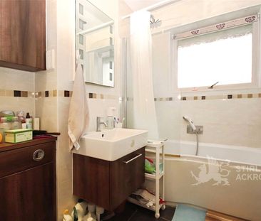 The Shimmings, Boxgrove Road, Guildford, Surrey, GU1 2NG - Photo 6