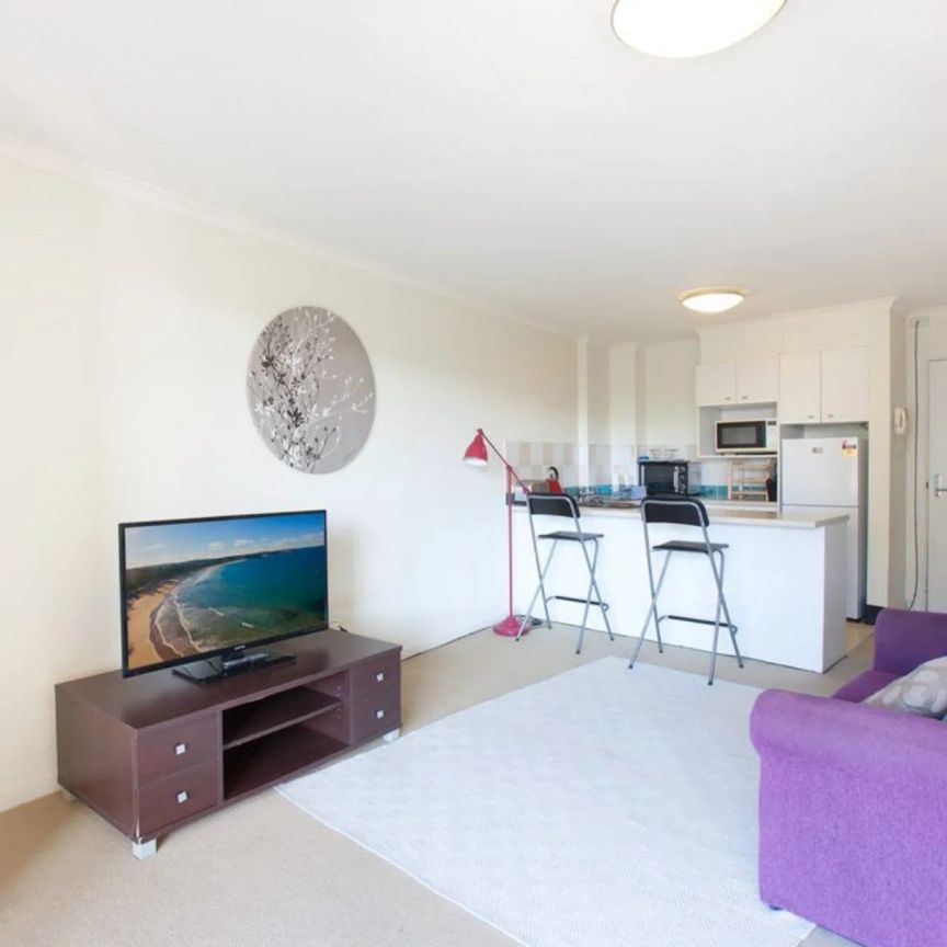 One-Bedroom Unit with Views of Manly Beach - Photo 1