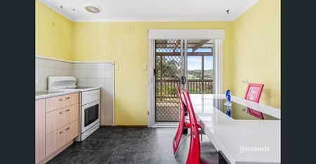 Warm and Cosy home - Photo 3