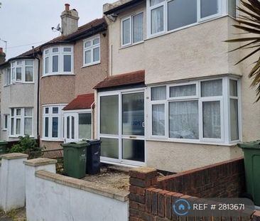 1 bedroom in a house share to rent - Photo 6