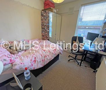 5 Bedroom Mid Terraced House for rent in Ash Road - Photo 3