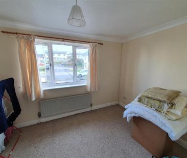 2 bedroom semi-detached house to rent - Photo 6