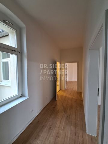 Weißenfels - *geräumige 3 Raumwohnung mit Einbauküche sucht zum 01.01.2025 Nachmieter* - Photo 3