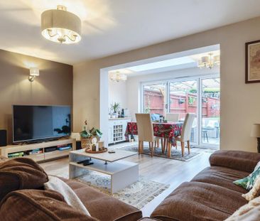 3 bedroom terraced house to rent - Photo 6