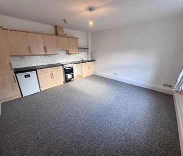 1 Bedroom Apartment To Let - Photo 5