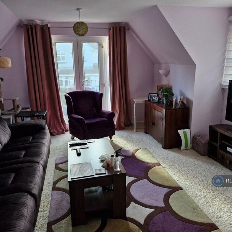 1 bedroom in a house share to rent - Photo 1
