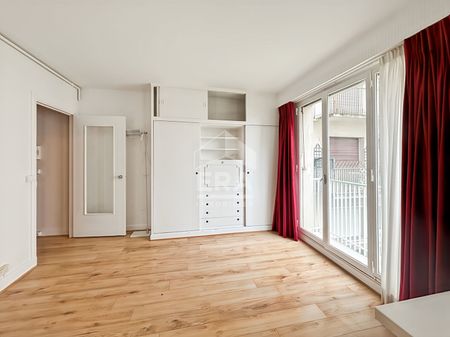 Location Appartement 1 pièce 23m² - Photo 3