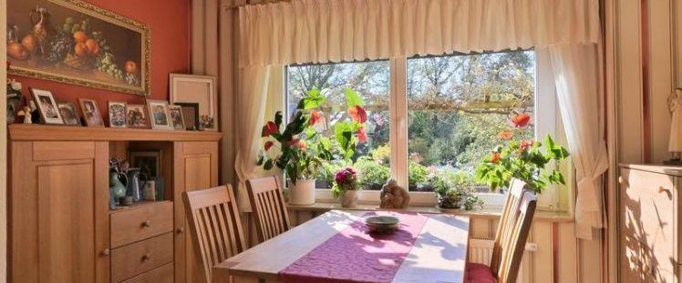 (EF1203_M) Zwickau: Bernsdorf, sehr schön möblierte Wohnung mit sonniger Terrasse, Grundreinigung inklusive - Foto 1