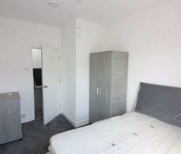 Henderson Street, Preston - Photo 5