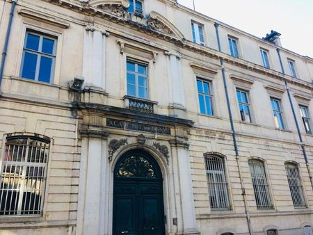 A LOUER - T2 meublé au CENTRE VILLE au 51 rue Monge, ... - Photo 3
