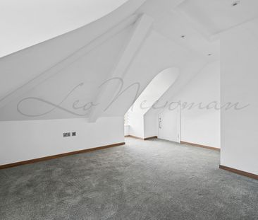 AC Court, Thames Ditton, KT7 - Photo 2
