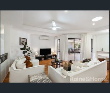 Great Location & Spacious Home!! - Photo 3