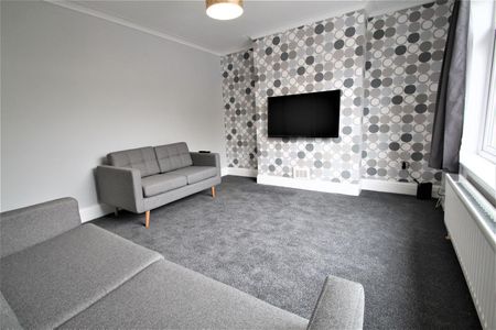 Estcourt Terrace, Headingley, LS6 3EY, Leeds - Photo 3