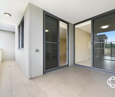 202/8 Marine Parade, 2127, Wentworth Point Nsw - Photo 3
