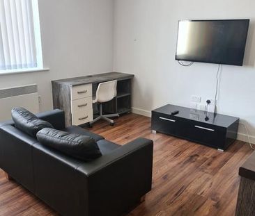 Studio to rent - Photo 2