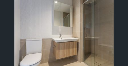 Modern 2-Bedroom Living & Coveted Windsor Address - Photo 4