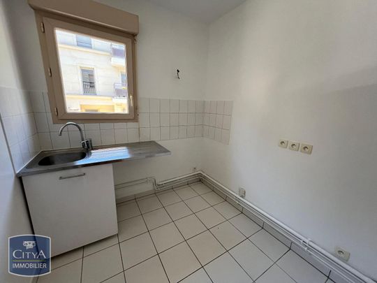 Location Appartement 2 pièces 44m² ST CYR L ECOLE 78210 - Photo 1
