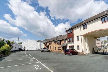 Knighton Road, St Judes, Plymouth, PL4 - Photo 2