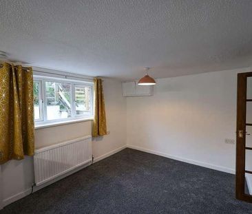 Holmbush Road, St Austell, PL25 - Photo 3