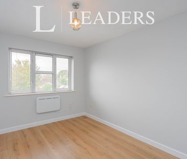 1 bedroom apartment to rent Sussex Court, Ashenground Road, Hayward... - Photo 4