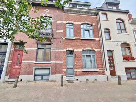 Maison - à louer - Photo 3