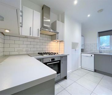 3 bedroom maisonette to rent - Photo 5