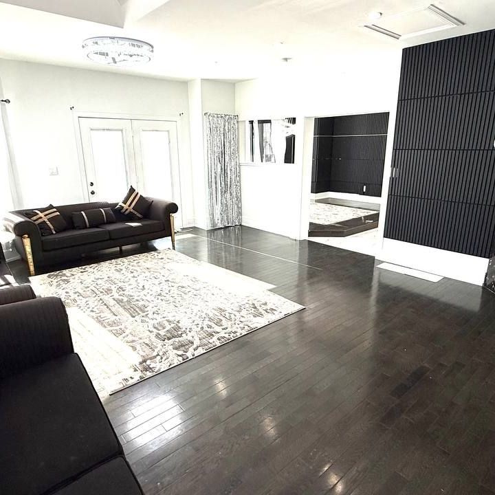 For Lease - 120 Hunter Street, Whitby, Ontario - Photo 1