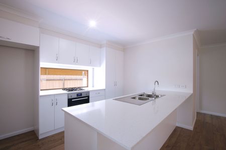 Two Bedroom Townhouse, In Walking Distance To Albury Cbd - Photo 4