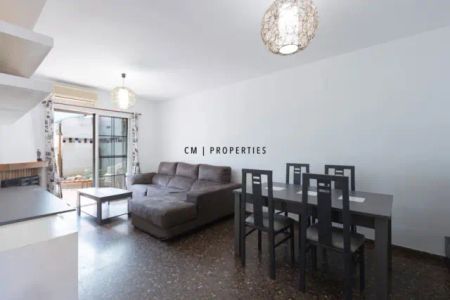 Chalet en alquiler en Carrer de Juan Vilar Arenes - Photo 2
