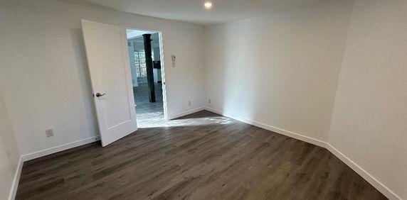 Grand 4 1/2 à louer Vieux Terrebonne - Photo 2