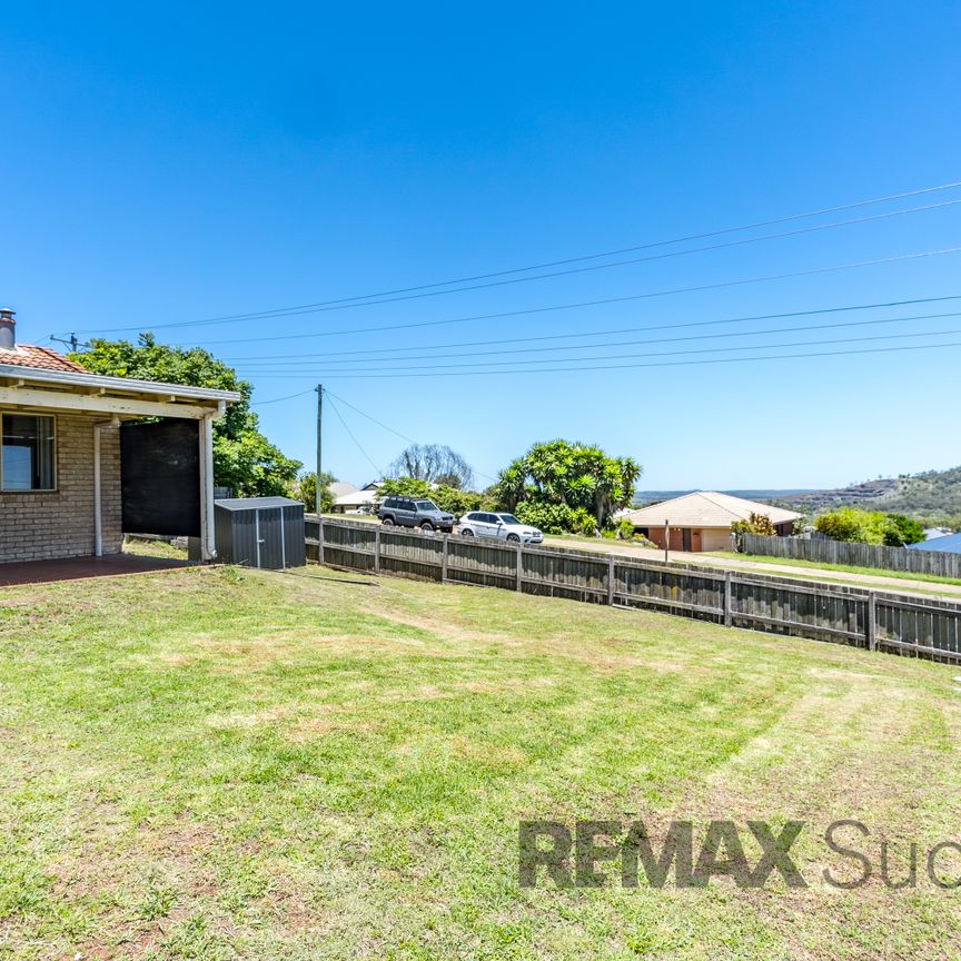 18 Batch CRT, Harristown QLD 4350 - House For Rent | Domain - Photo 1