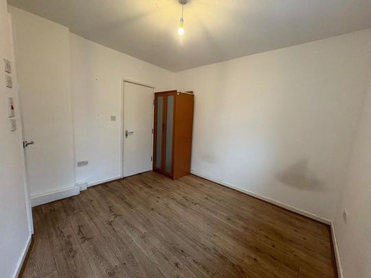 1 bedroom ground floor flat to rent - Photo 1