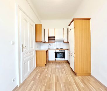 Charmantes Single-Apartment: Kompakte Wohnqualität - Photo 3