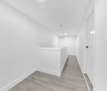 For Lease - 1804 Drouillard Road Unit# 102, Windsor, Ontario - Photo 6