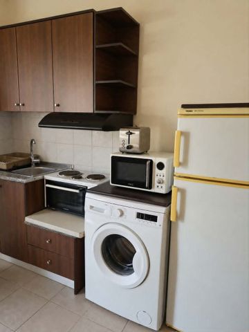 Studio/Γκαρσονιέρα για ενοικίαση - Μοσχάτο, - Φωτογραφία 3
