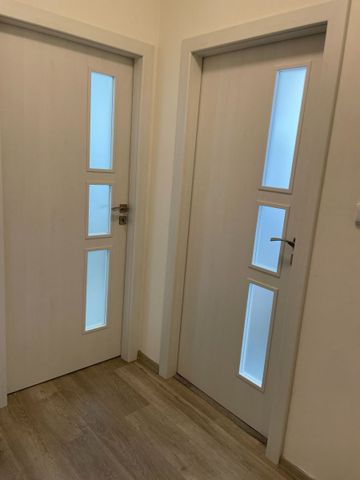 Pronájem bytu 2+kk • 42 m² bez realitkyU Valu, Praha - Ruzyně - Photo 3