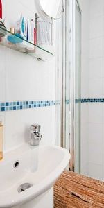 Room in a Shared Flat, North Birkbeck Road, E11 - Photo 3