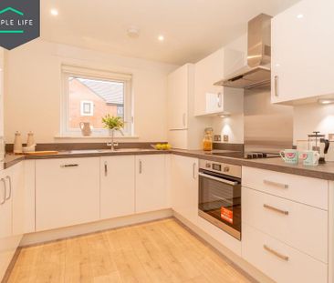 3 bedroom semi-detached house to rent - Photo 4