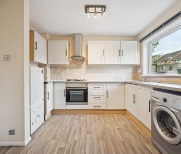 2 bedroom terraced house to rent - Photo 4