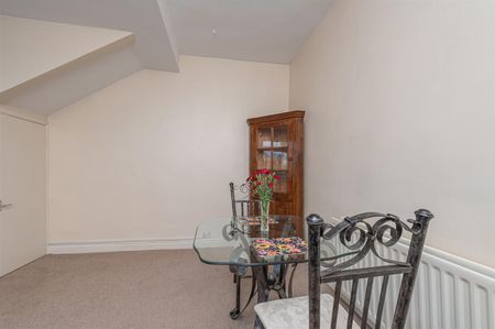1 bed flat to rent in Free School Lane, Halifax - Photo 5