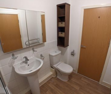 2 bedroom flat to rent - Photo 6