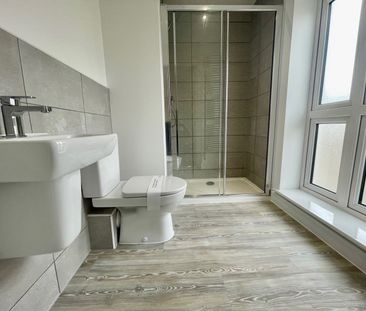 2 bedroom semi-detached apartment to rent - Photo 2