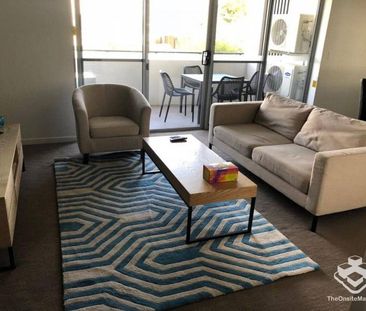 Fully Furnished 1 Bed Apartment - Photo 6