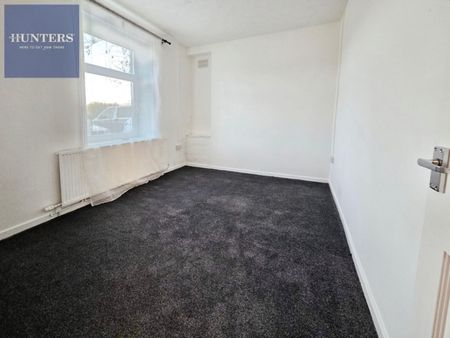 3 bedroom House To Let - Photo 4