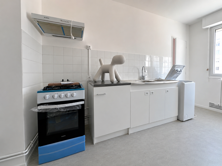 Location Appartement 3 pièces 69m² BEAUMONT 63110 - Photo 4