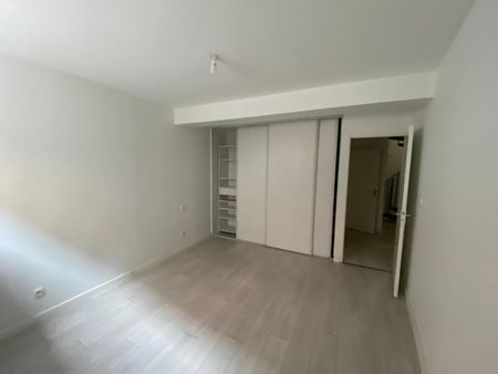 APPARTEMENT T3 92M - Photo 3