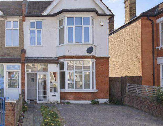 Muirkirk Road, London SE6 - Photo 1