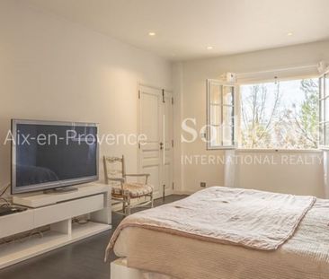 Maison • Aix-en-Provence - Photo 2