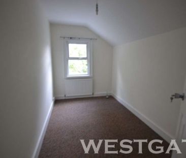 4 Bed - Auckland Road, University Area - Photo 6